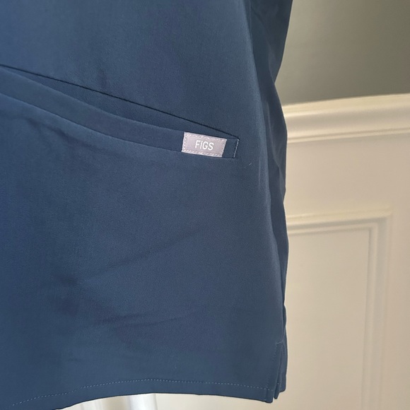 Figs Casma scrub top XL Dark Harbor - Picture 5 of 6